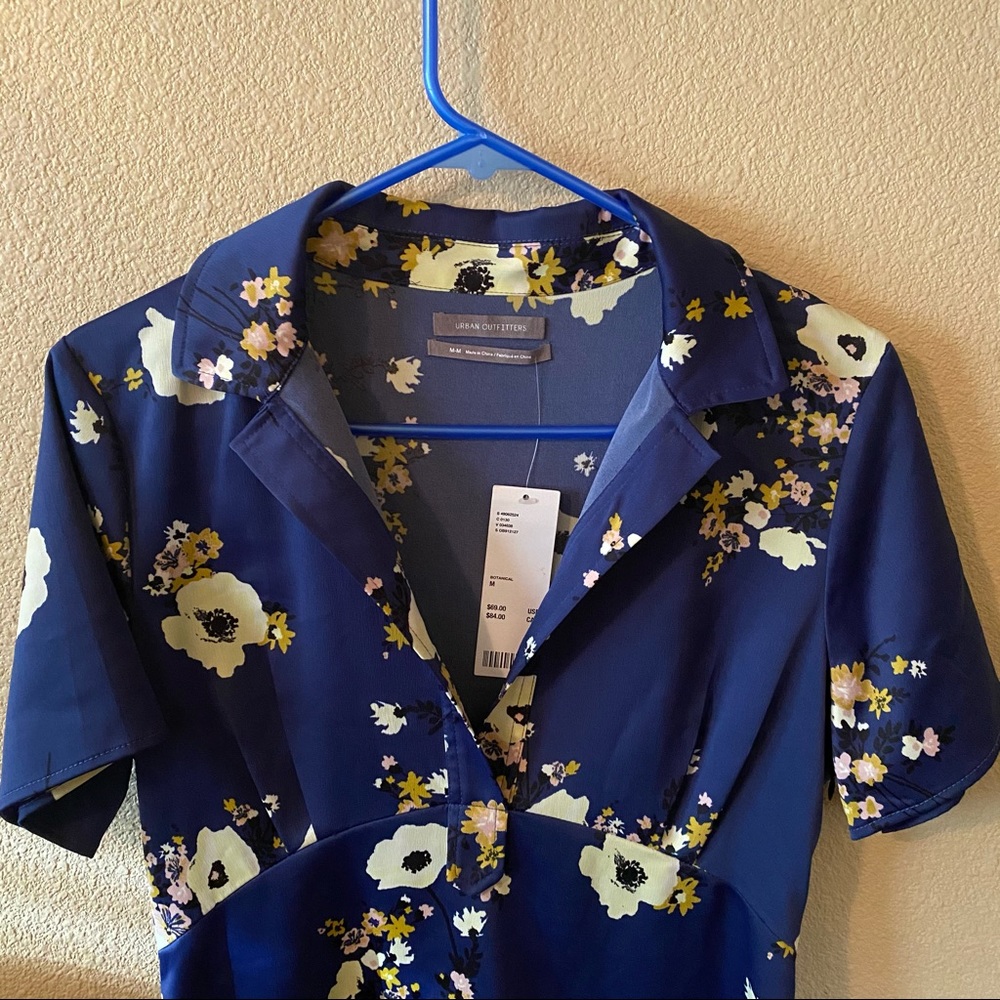Urban Outfitters navy blue flower dress size M - Picture 3 of 5